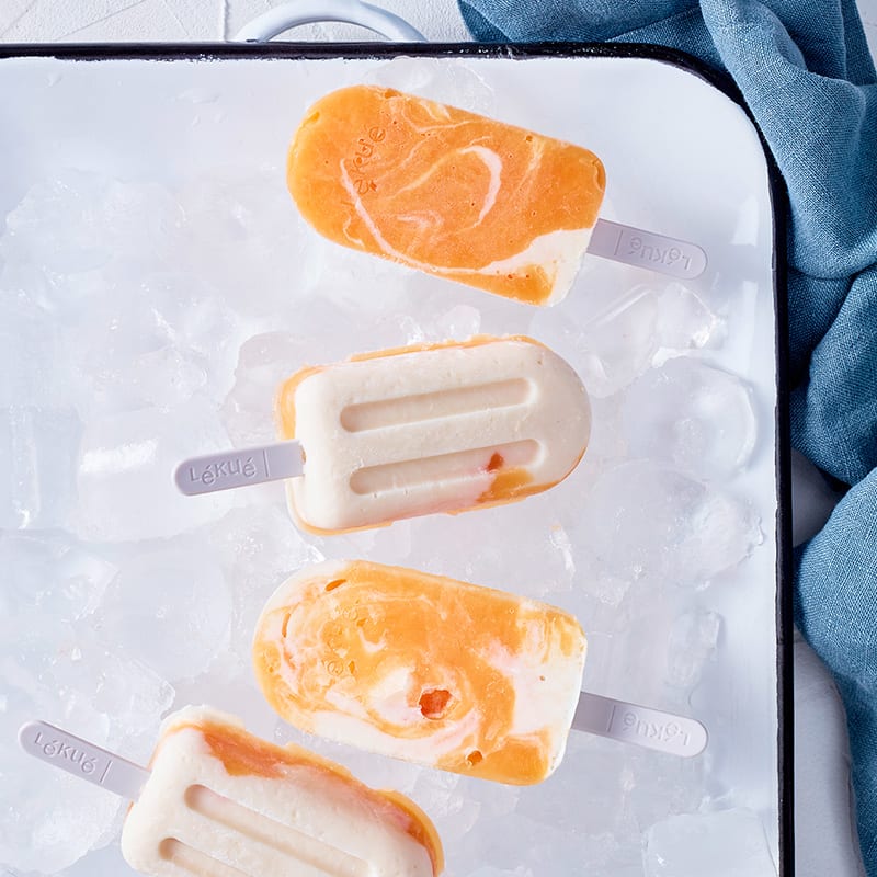 Papaya-Swirl-Eis am Stiel