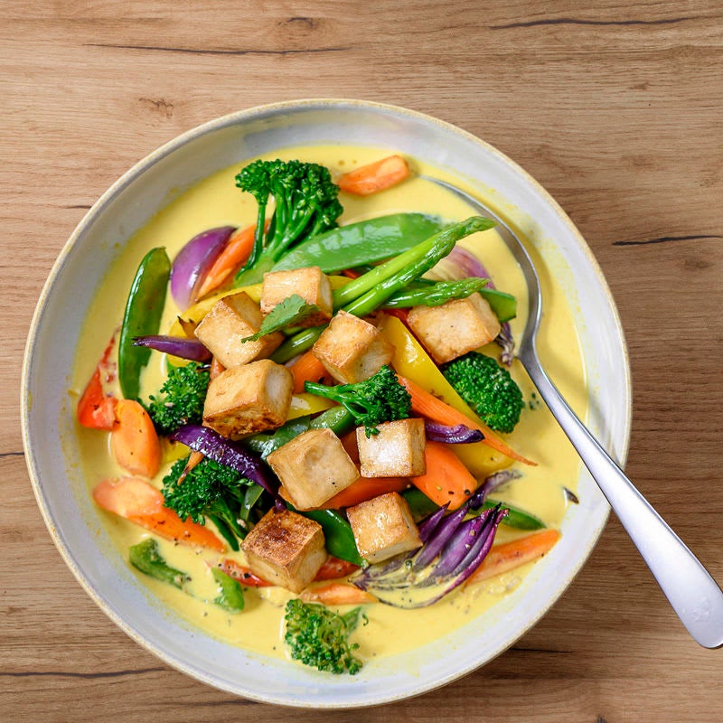 Photo de Curry de tofu et légumes asiatiques prise par WW